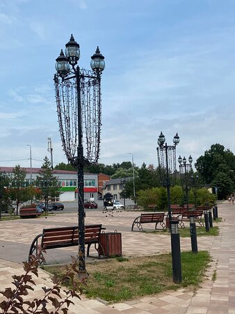 Monument to M. Ye. Saltykov-Shhedrin-Taldom必去景点