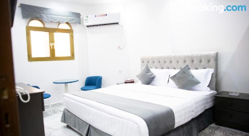 Al Maali Serviced Apartments