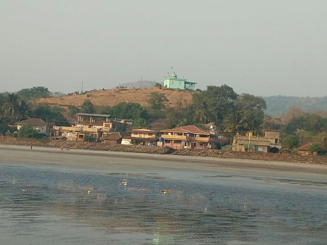 Harnai酒店住宿-The Sea Star Hotel