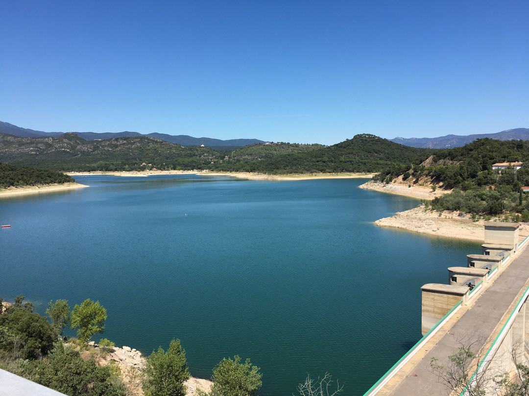 Boadella Reservoir景点图片