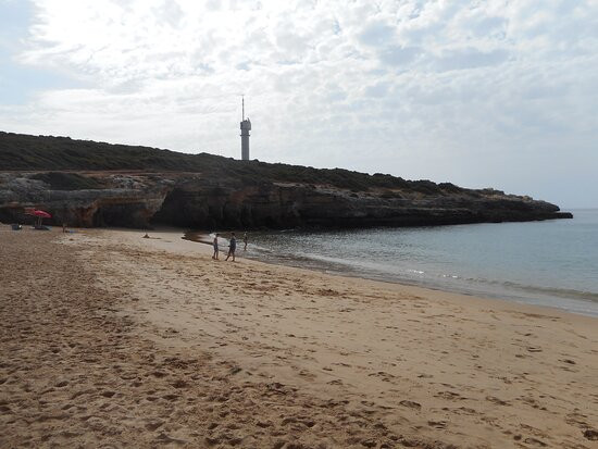 Pintadinho Beach景点图片