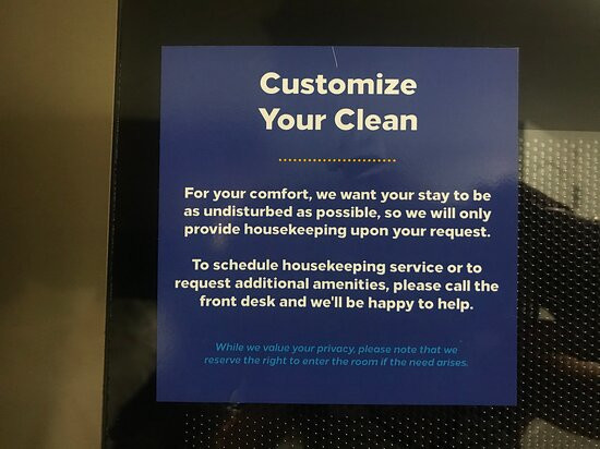 泰勒希尔顿花园酒店主图