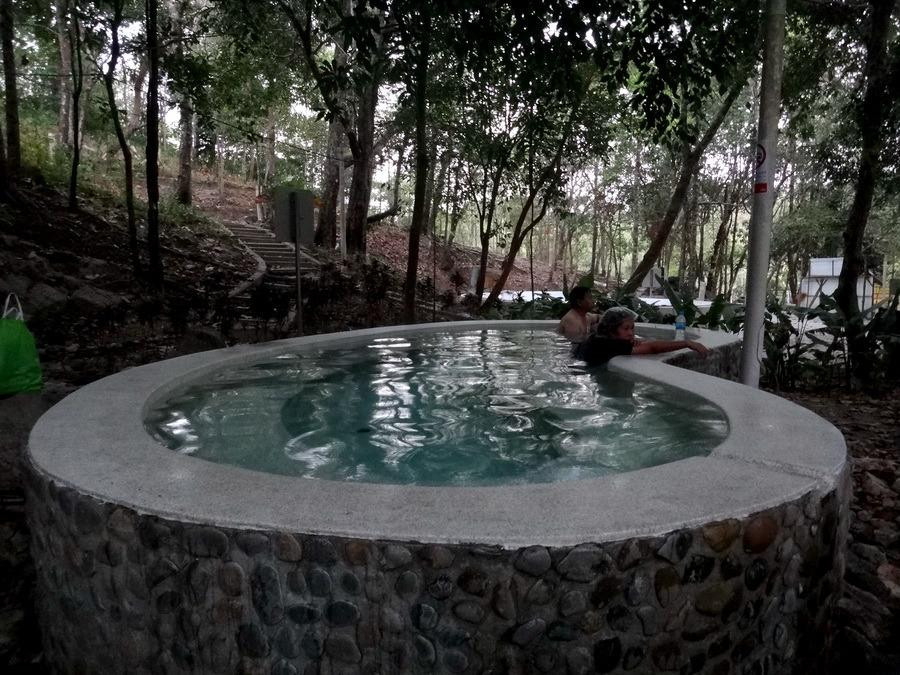 Porn Rang Hot Springs景点图片