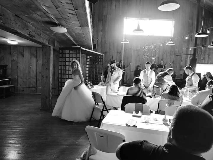 Kelley’s Place Bar & Lounge