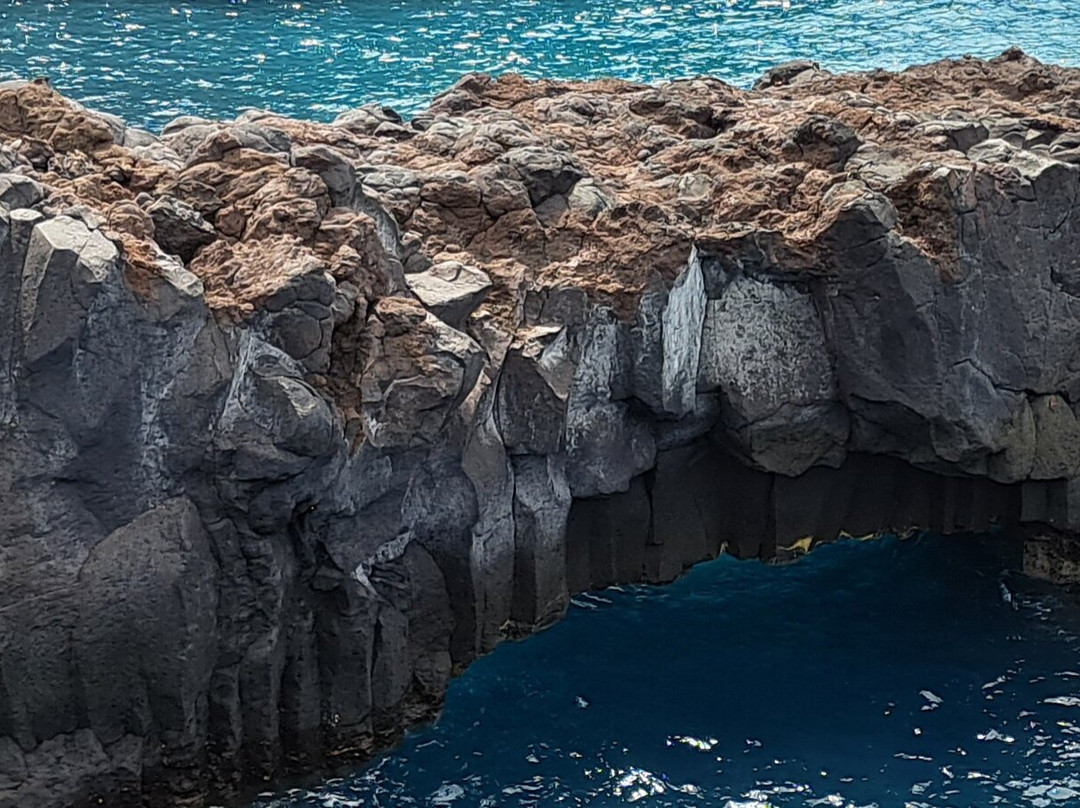 Natural Arch At El Aljibe景点图片