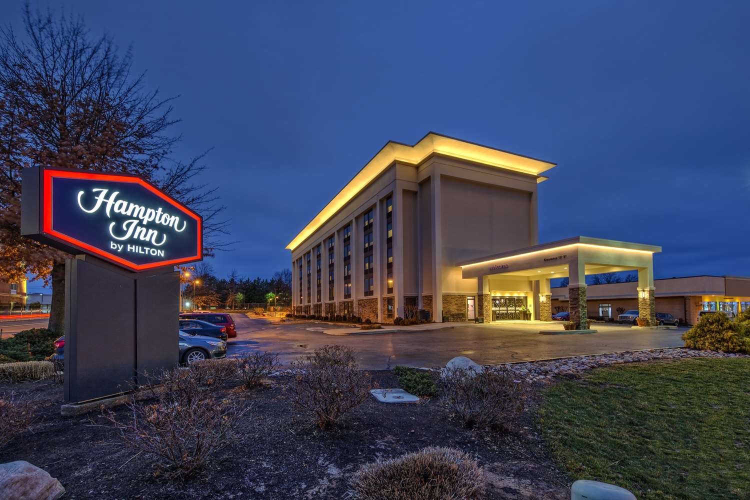 Hampton Inn Charlottesville-官方