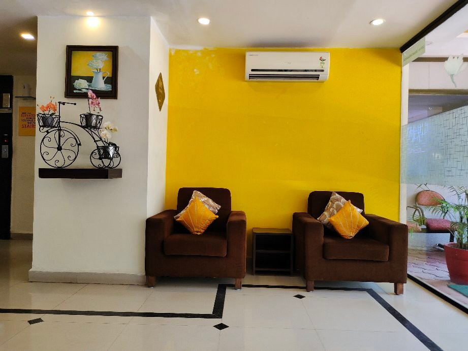 Hotel West End主图