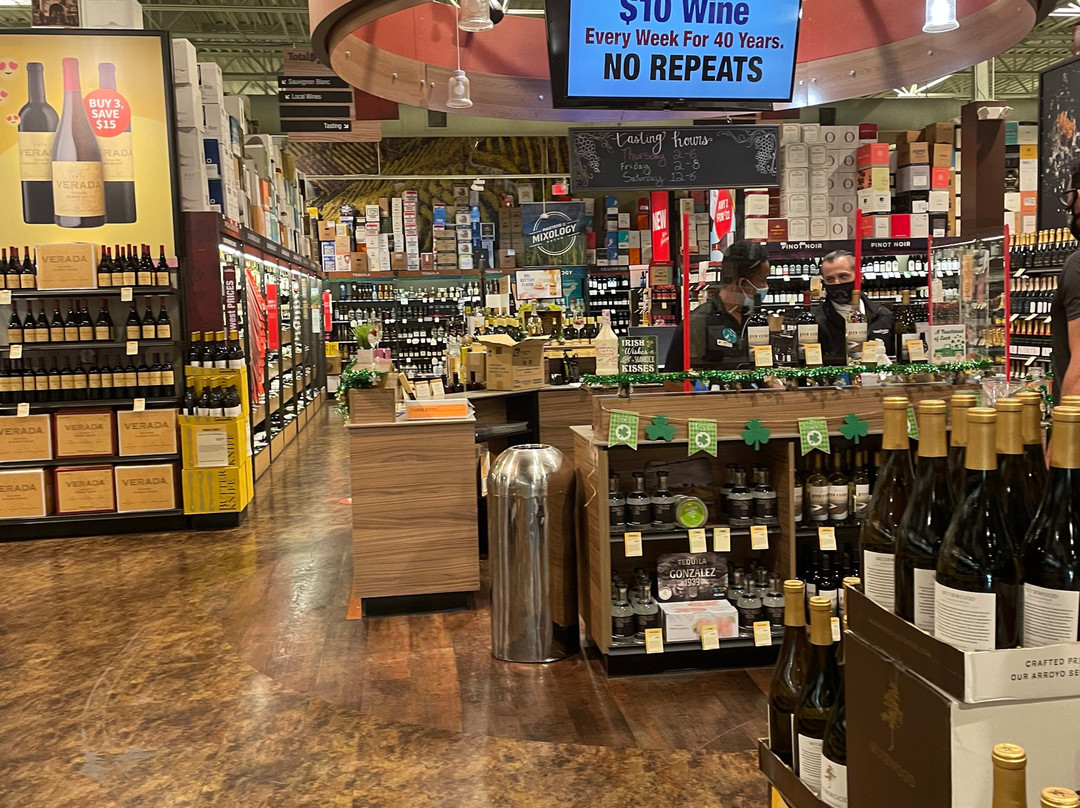 Total Wine Store At Boca Center-博卡拉顿必去景点