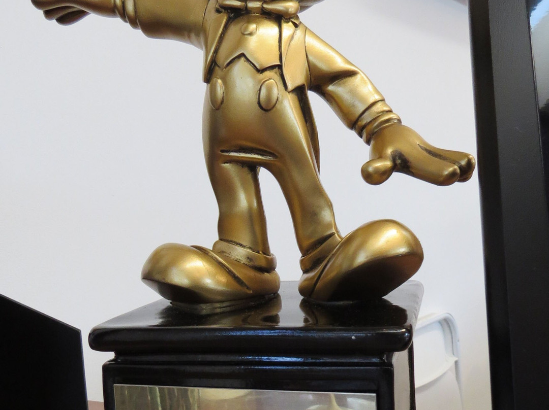 The Ashley Gibson Barnett Museum of Art-莱克兰必去景点