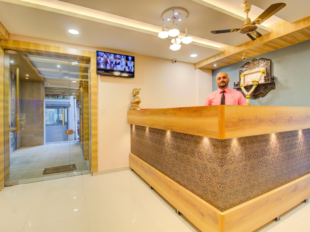 Hotel Samaira Residency