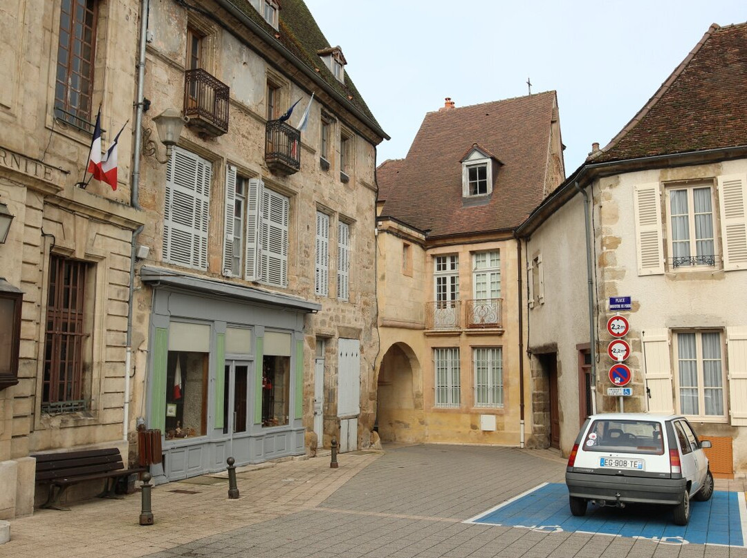 Porte D'accès À L'ancien Prieuré景点图片