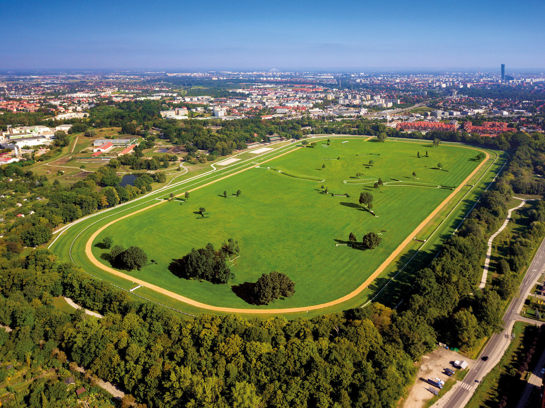 Wrocławski Tor Wyscigow Konnych Partynice景点图片
