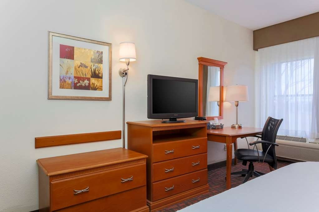 Spark by Hilton Dayton Fairborn主图