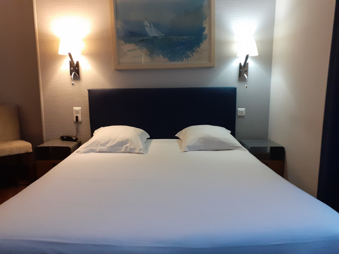 Hotel Les Ajoncs d'Or主图
