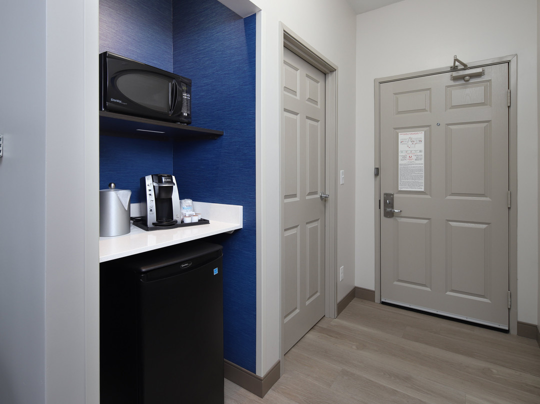 Holiday Inn Express Grand Rapids Sw By IHG主图