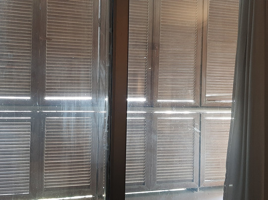 伊什塔尔水晶大酒店主图