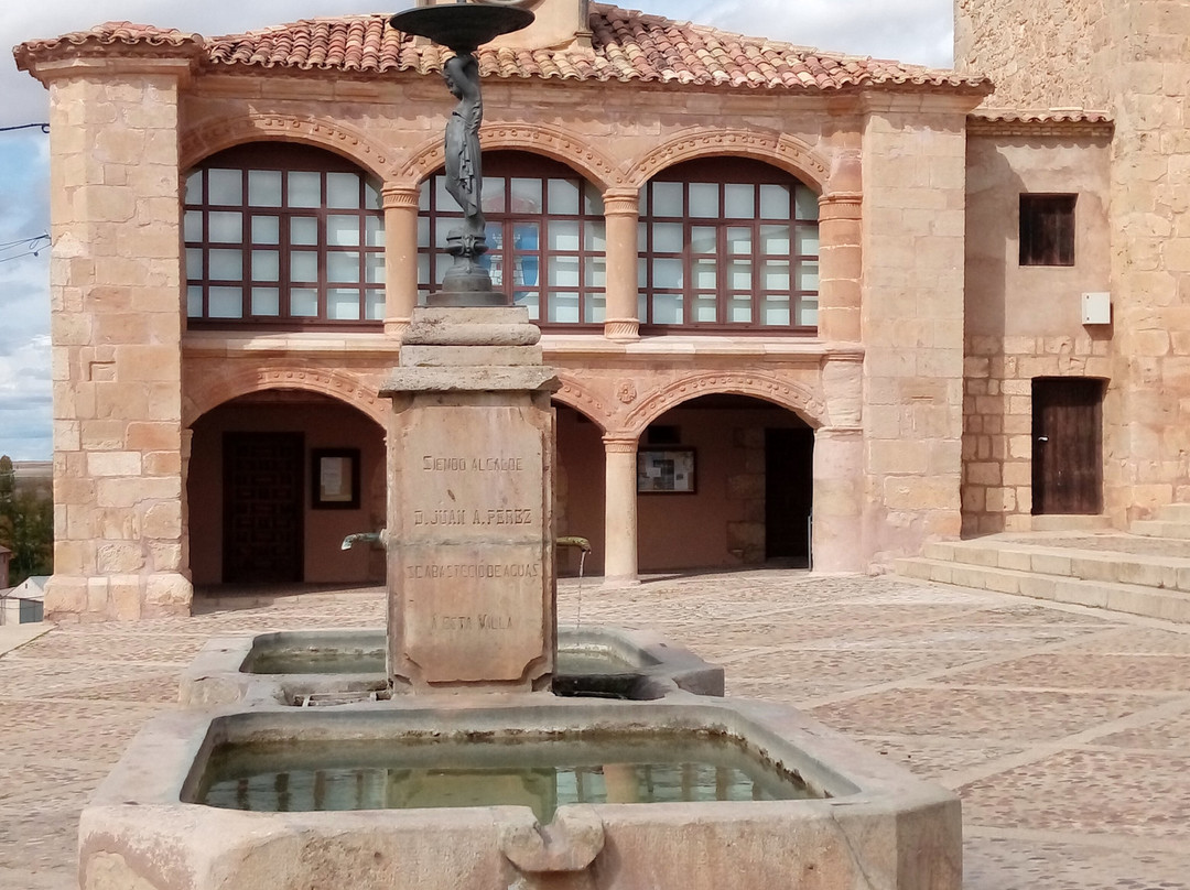 Plaza Mayor-Moron de Almazan必去景点