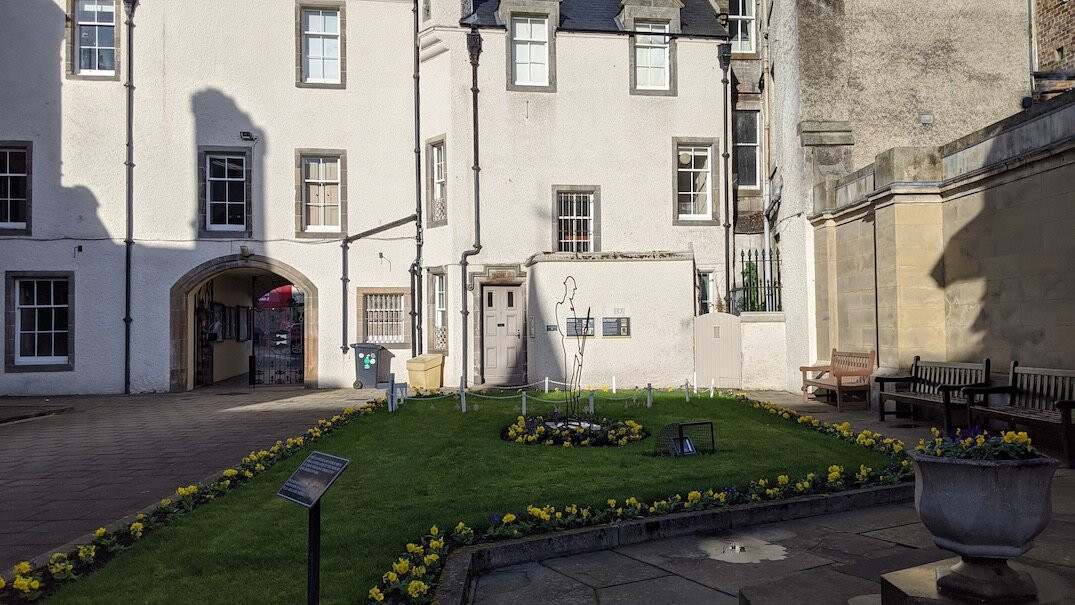 Peebles Quadrangle-皮布尔斯必去景点