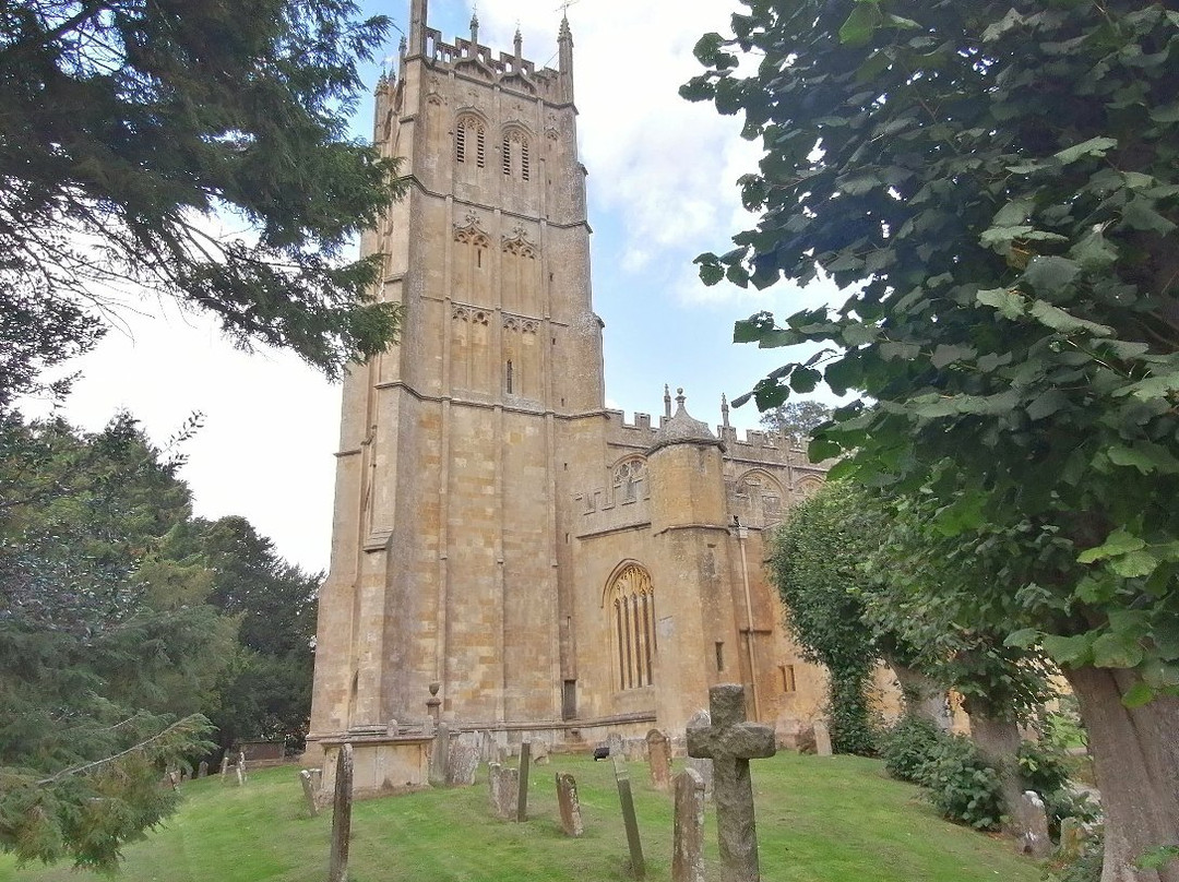 St. James' Church景点图片
