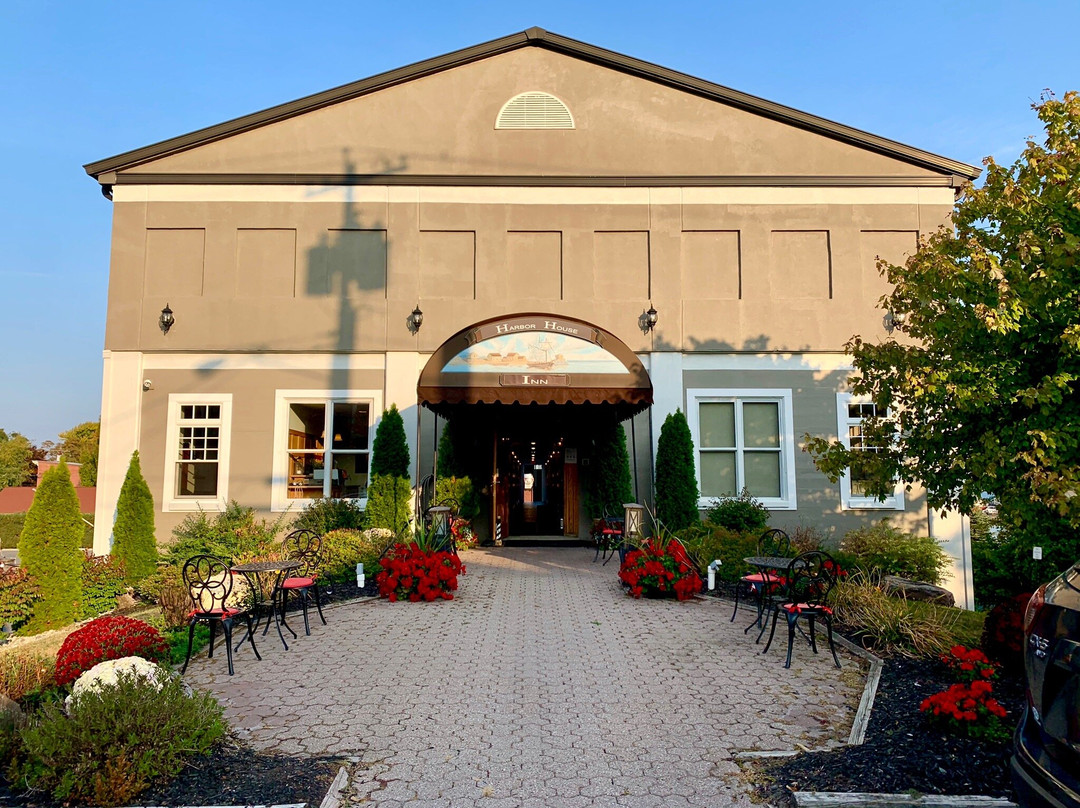 Harbor House Inn主图