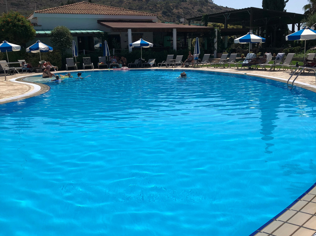 Hylatio Tourist Village主图