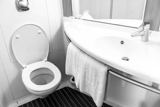 宜必思巴塔酒店-浴室