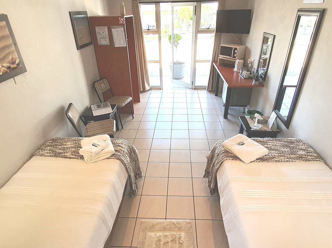 Dive Inn Bed and Breakfast主图