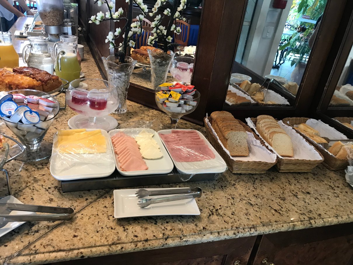 克罗尼尔广场酒店-餐饮