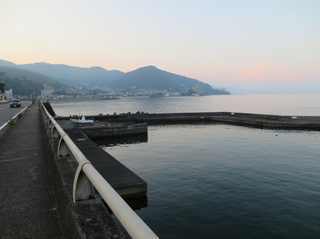 Nagahama Beach景点图片