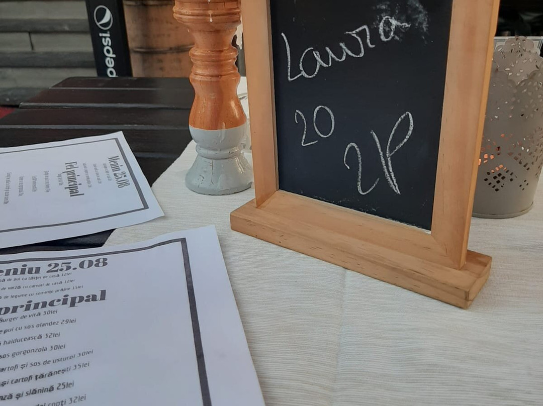 Pensiune Restaurant La Cassa主图