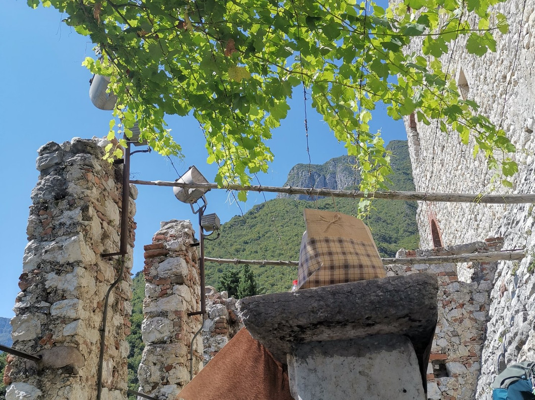 FAI - Castello Di Avio景点图片