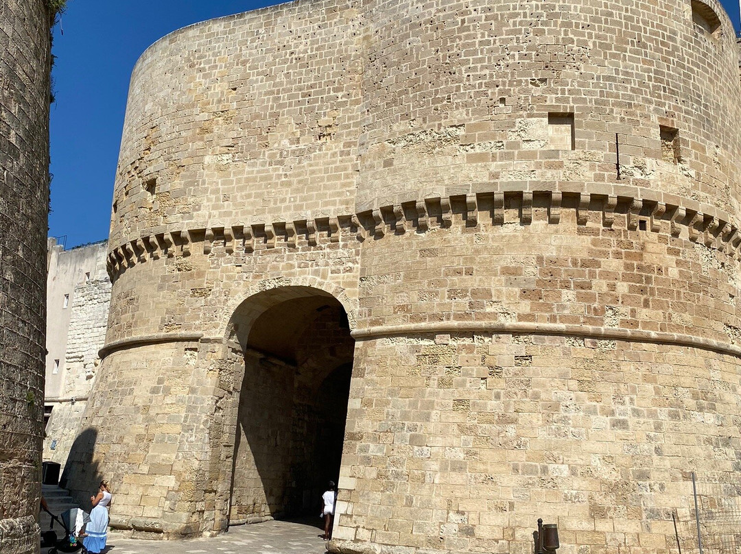 Porta Alfonsina景点图片