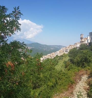 Lago di Bomba-Bomba必去景点