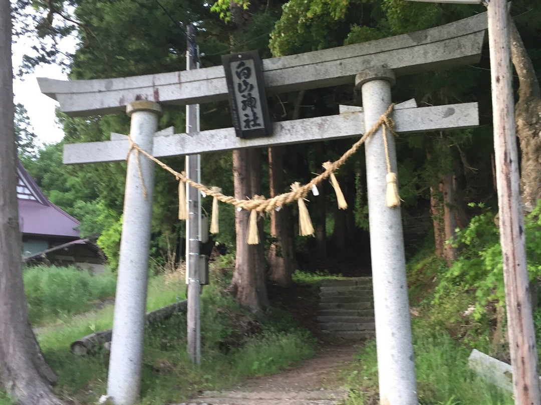 Kuroiwa Shiroyama Shrine-北上市必去景点