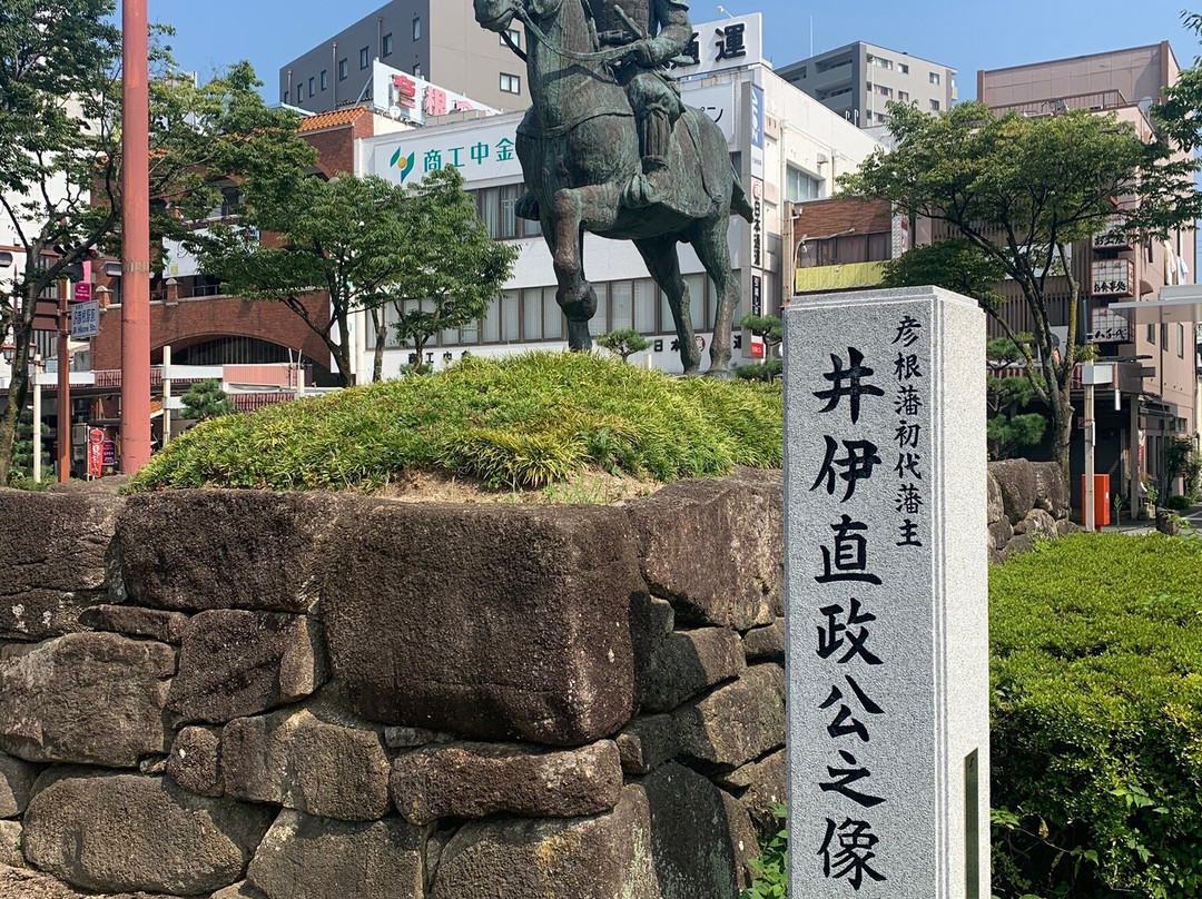 Ii Naomasa Statue-彦根市必去景点