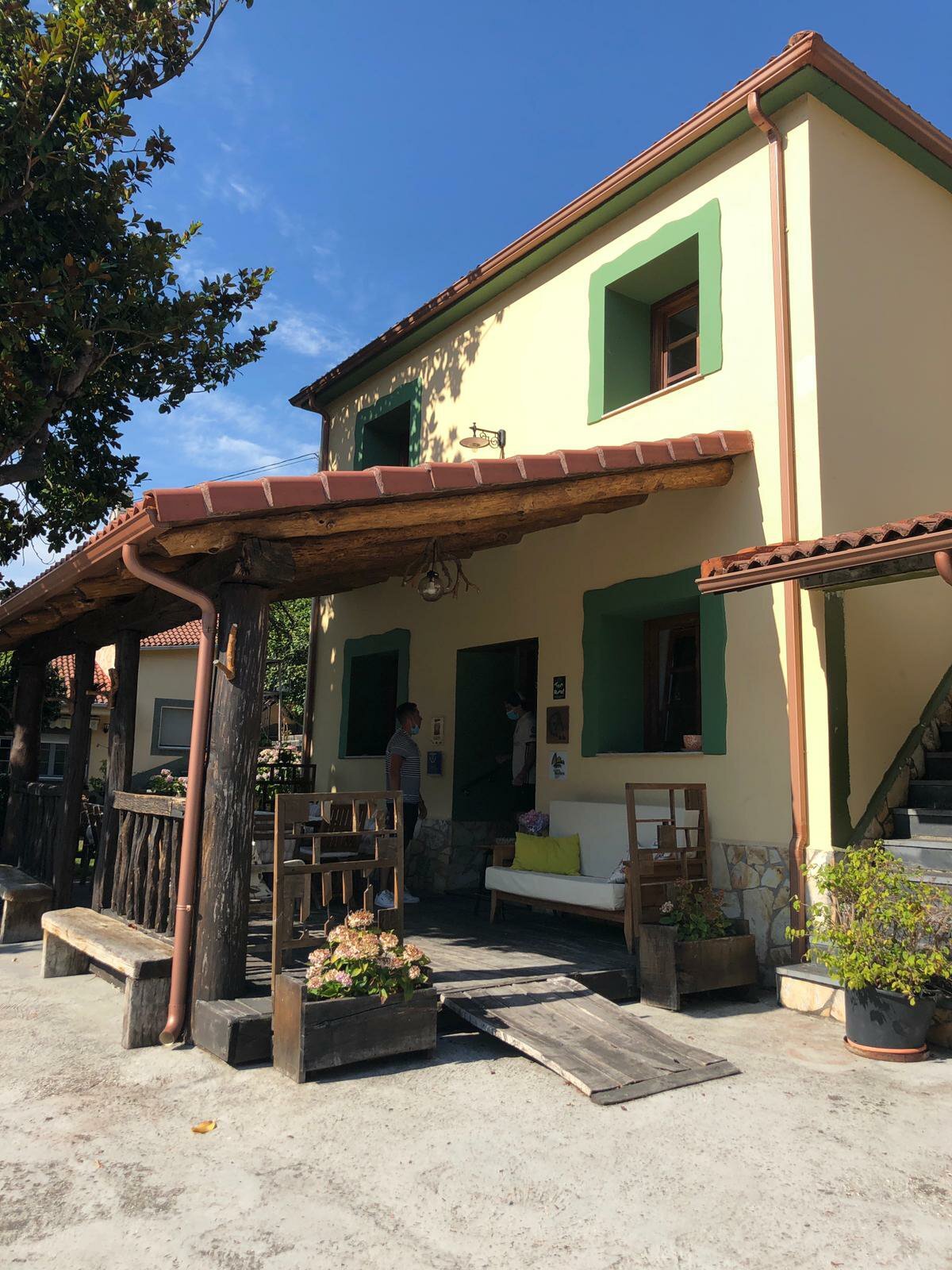 Casa Rural La Pumarada de Limés-官方