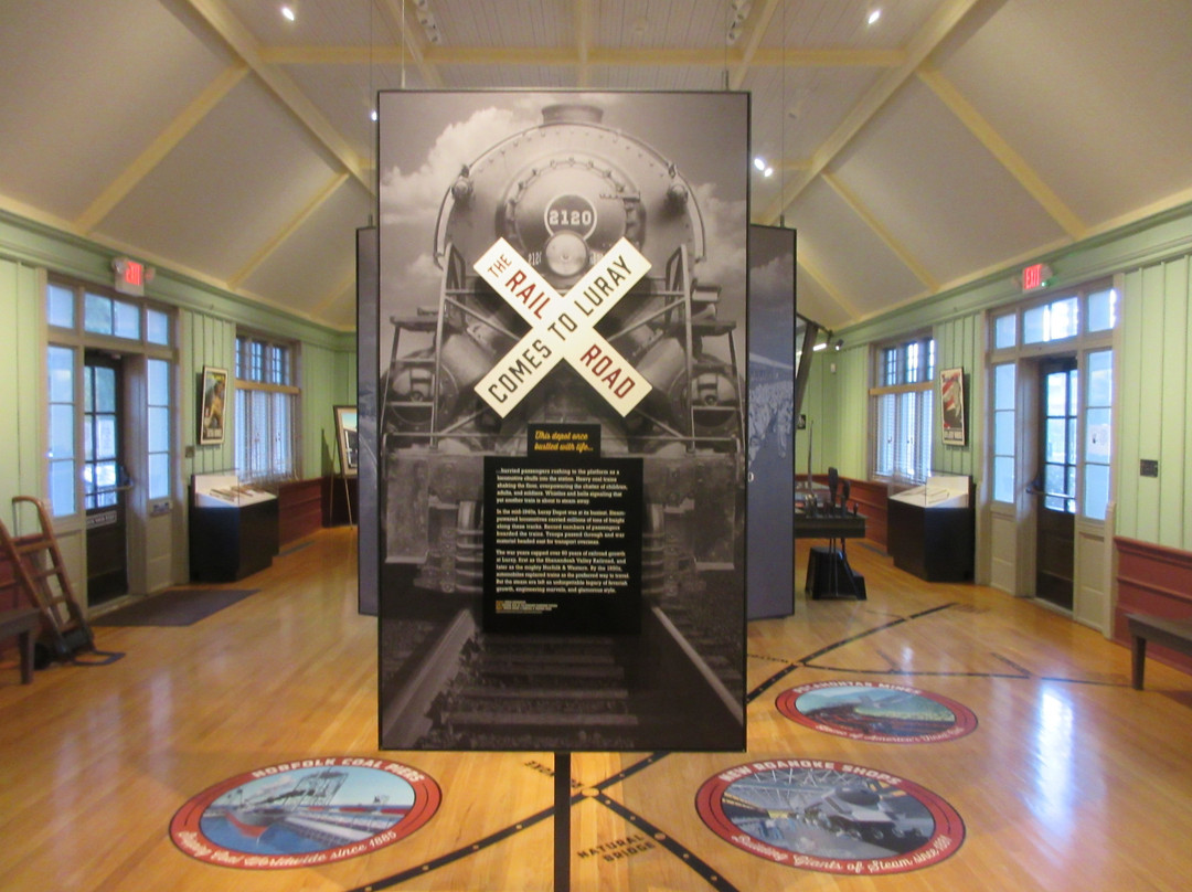 Luray-Page County Visitor Center-卢雷必去景点