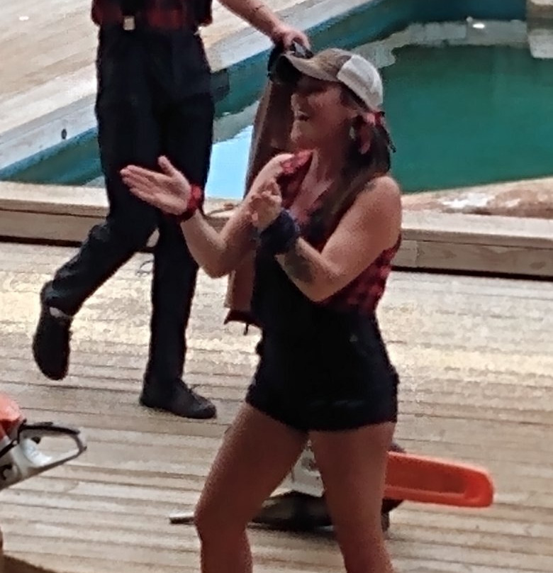 Paula Deen's Lumberjack Feud Supper Show-皮金福奇必去景点