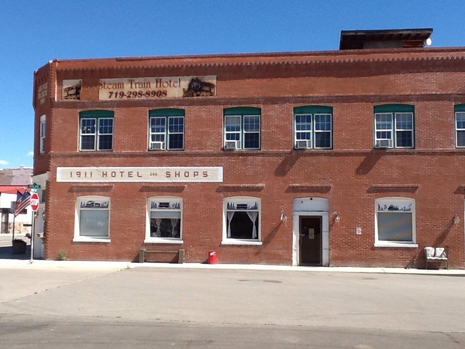 蒸汽火车酒店主图