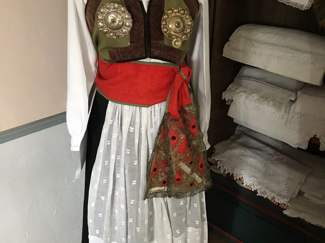 Hallsbergs Stenar景点图片