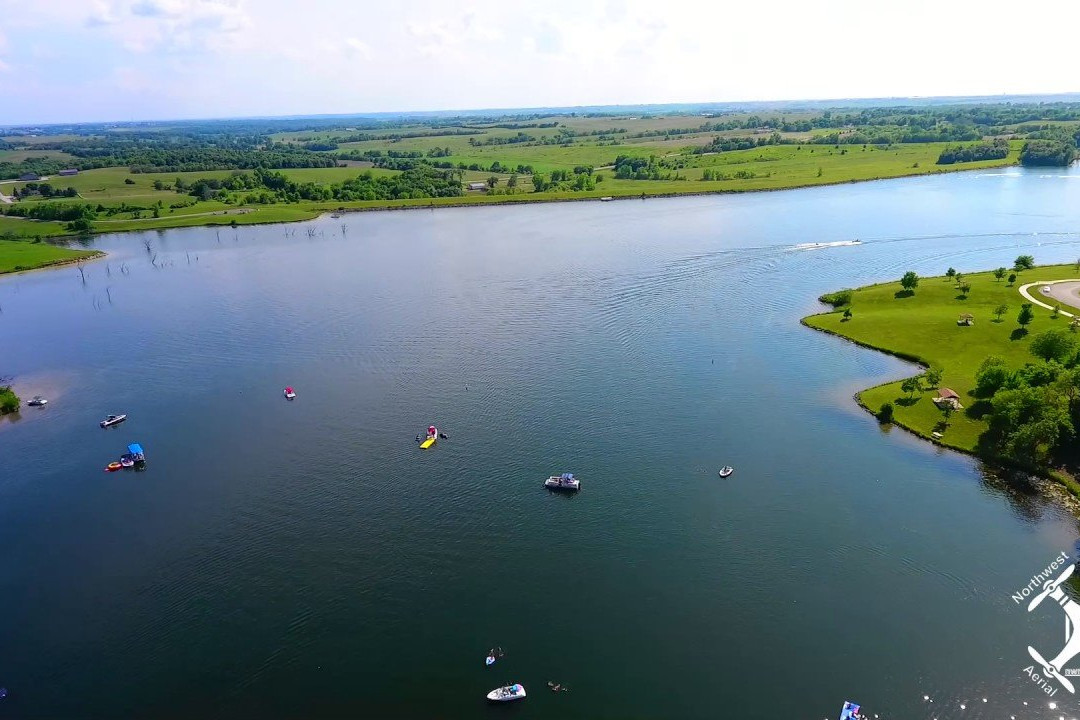 Mozingo Lake Recreational Park景点图片