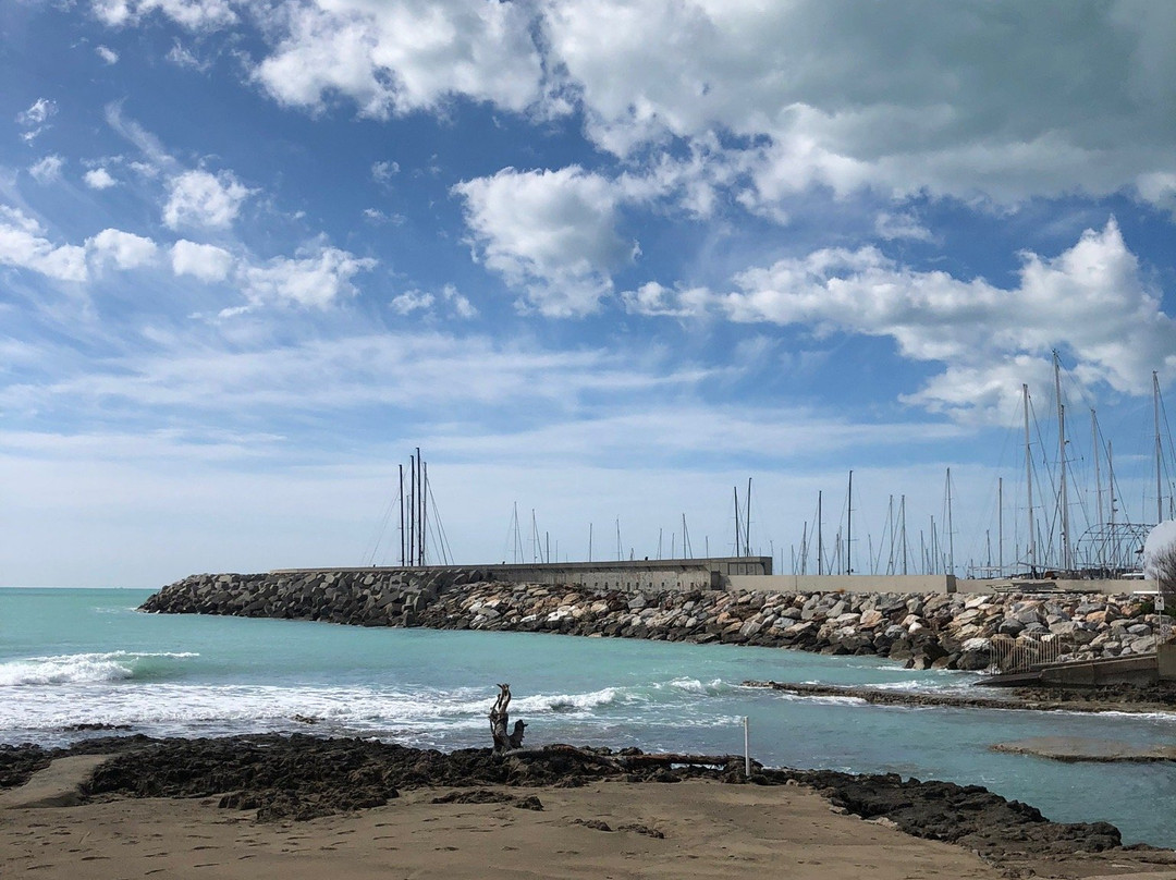 Lungomare Alberto Sordi景点图片