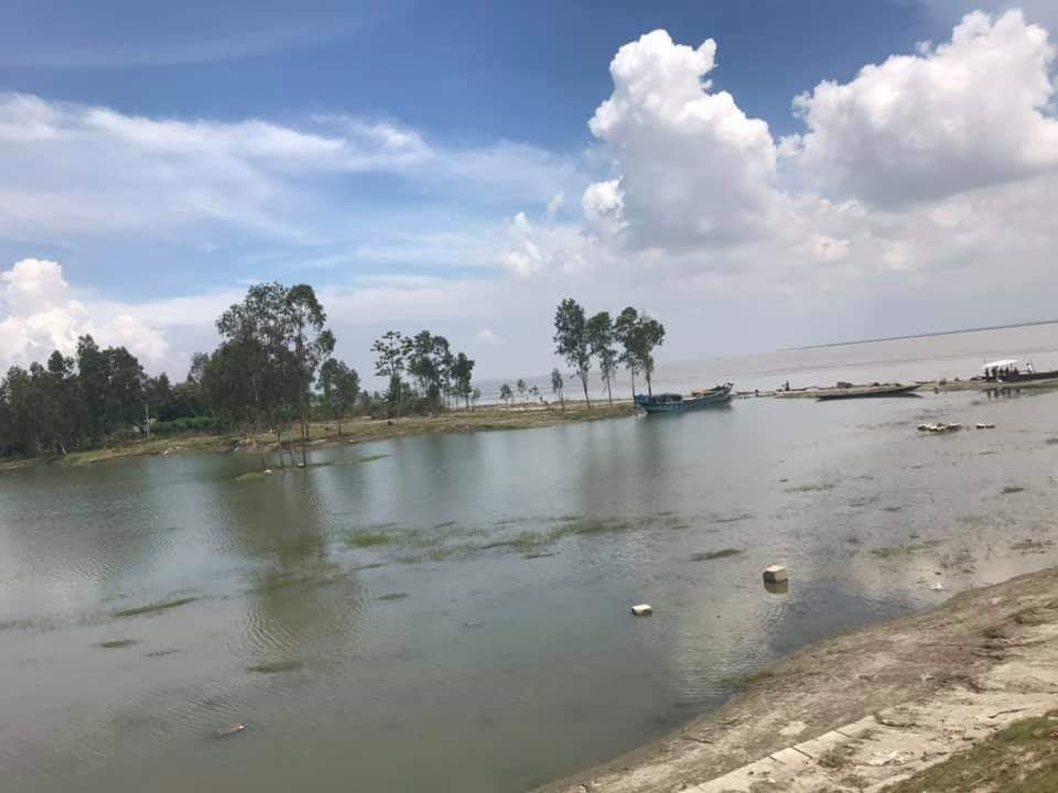 Jamuna River Side景点图片