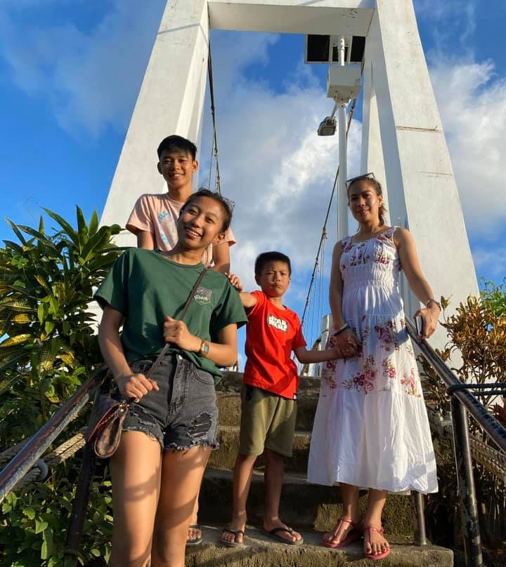 Baler Hanging Bridge景点图片