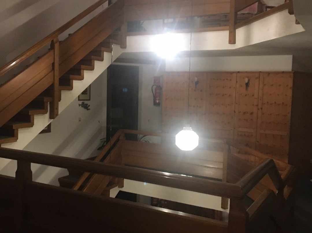 墙围乡村别墅主图