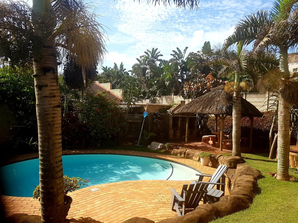 Beachfront Cabanas主图