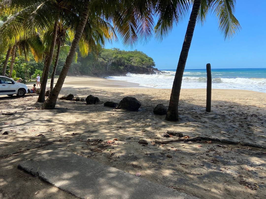 Plage Leroux-Deshaies必去景点