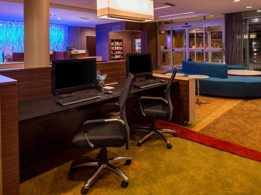 Fairfield Inn & Suites St. Louis Westport主图