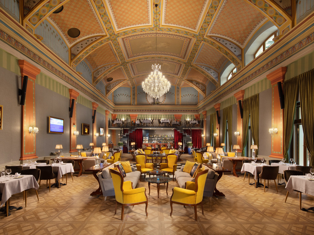 Mystery Hotel Budapest, Preferred Hotels And Resorts主图