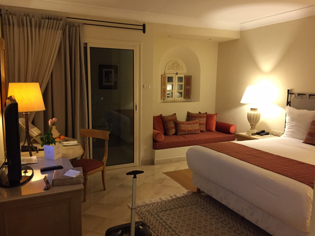 Renaissance Tunis Hotel主图